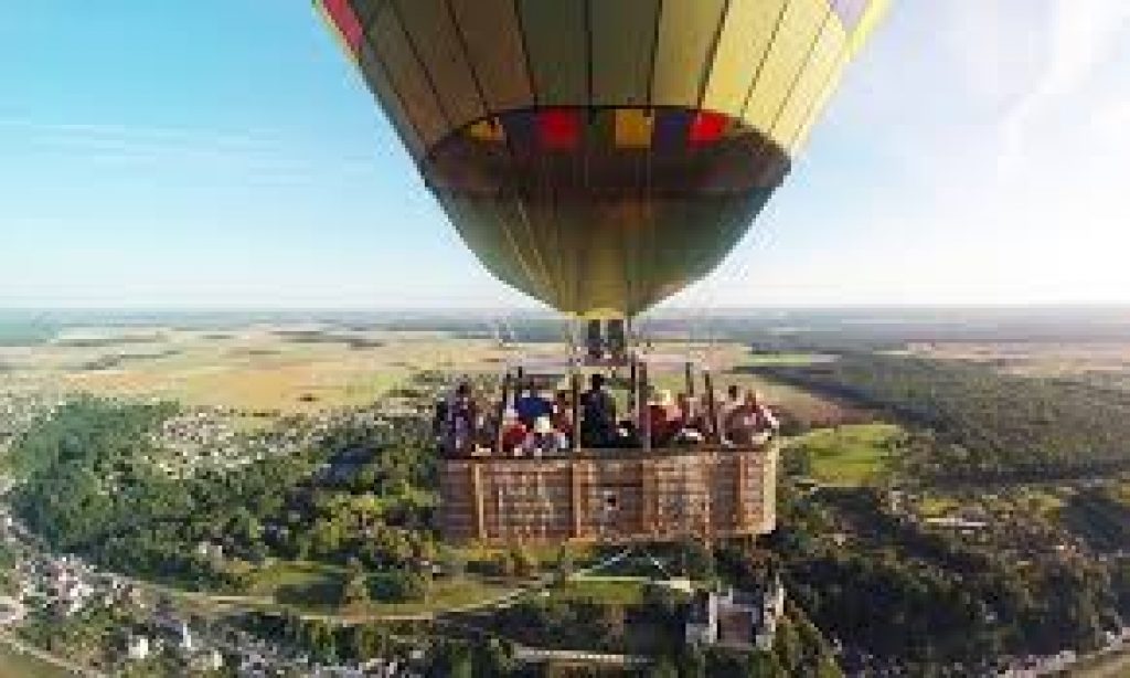 Vol En Montgolfière Pour 1 Personne Au Dessus Des Châteaux De La Loire ...