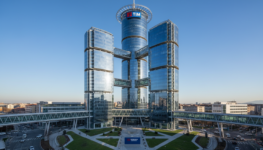 telecom italia confie à goldman sachs et evercore l'évaluation de l'offre proposée par poste italiane, dans le cadre d'une opération stratégique majeure.