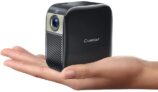 Mini Projecteur, Crosstour Vidéoprojecteur Poche Portable DLP Full HD Prise en Charge Compatible avec iPhone/Android/Ordinateur Portable pour Le Divertissement à la Maison et à l’Extérieur