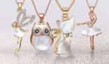 chaînes et pendentifs plaqués or et ornés de cristaux Swarovski®