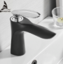 Robinet de salle de bain